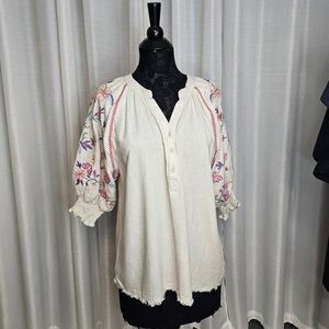 UMGEE linen embroidered Cream Blouse with Floral Sleeves